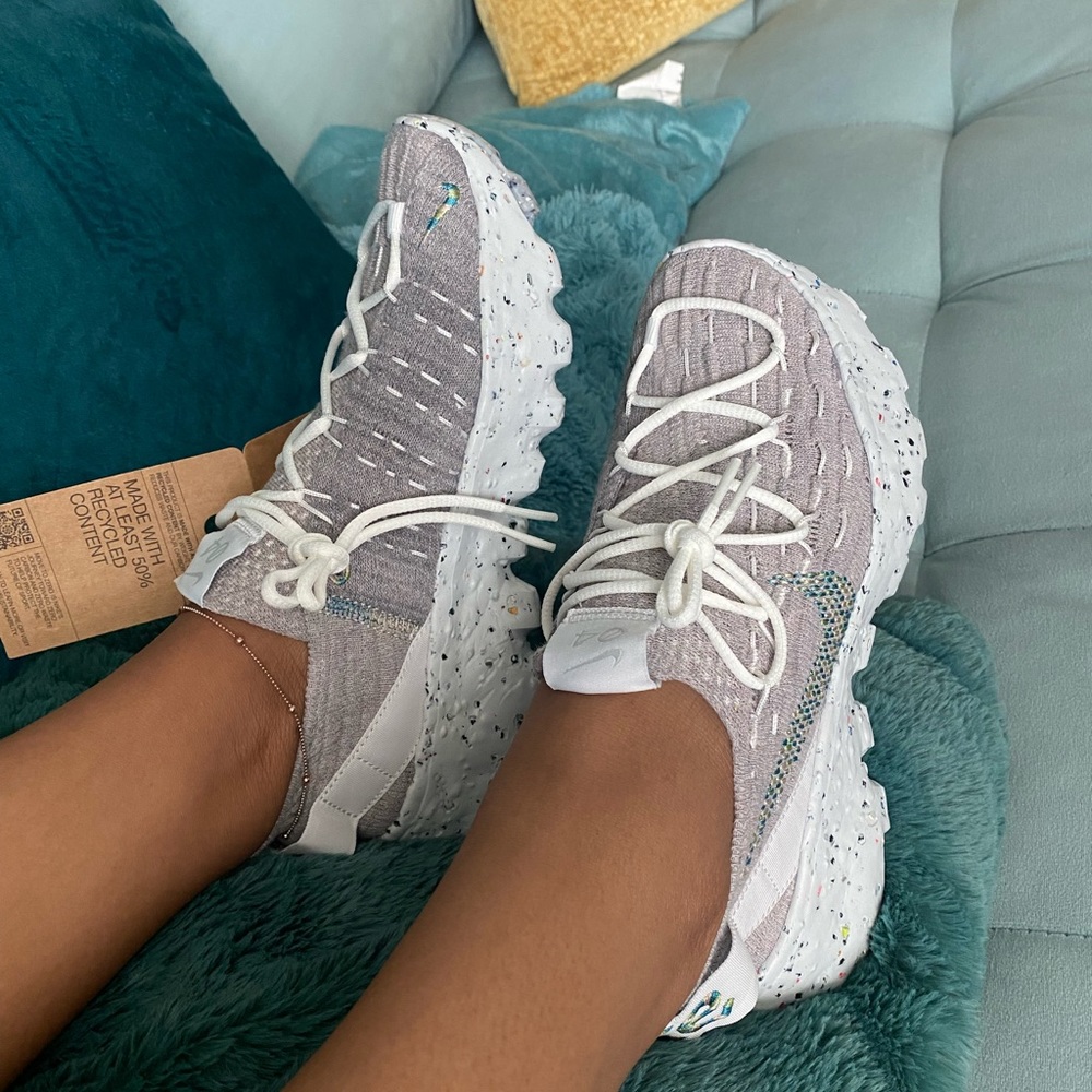 Nike Space Hippie 04